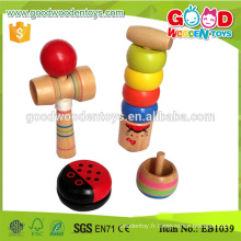 Le kit de jouets mini-jeux en bois en gros comprend les jouets yoyo, le kendama, le plateau tournant